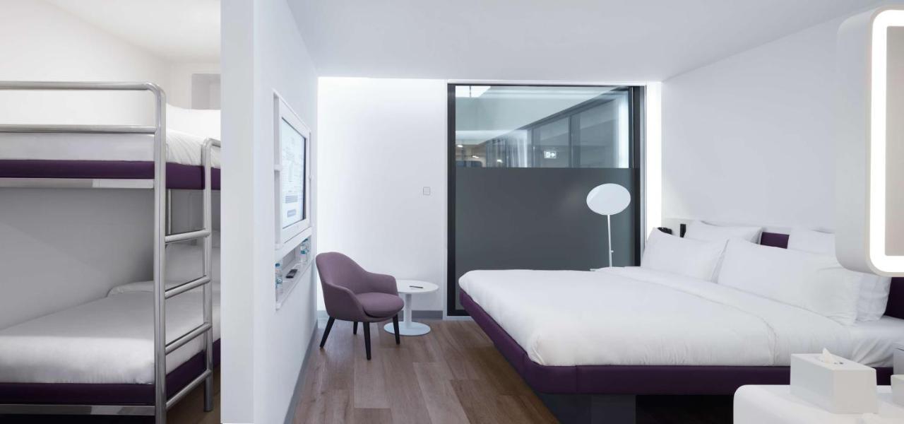 Yotelair Istanbul Airport, Duty Free - International Transit Area Ngoại thất bức ảnh