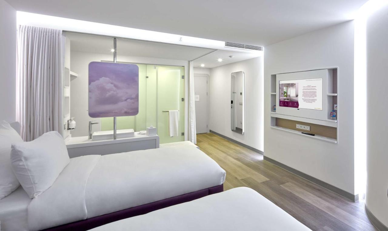 Yotelair Istanbul Airport, Duty Free - International Transit Area Ngoại thất bức ảnh